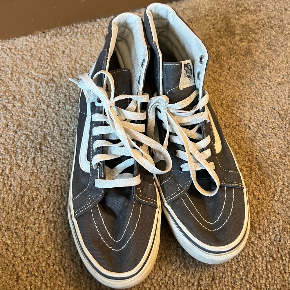 gray hi top sk8 vans